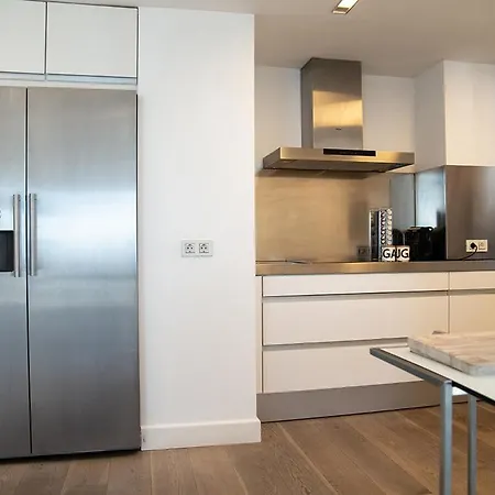 公寓 L'ocean Penthouse Banus 马尔韦利亚